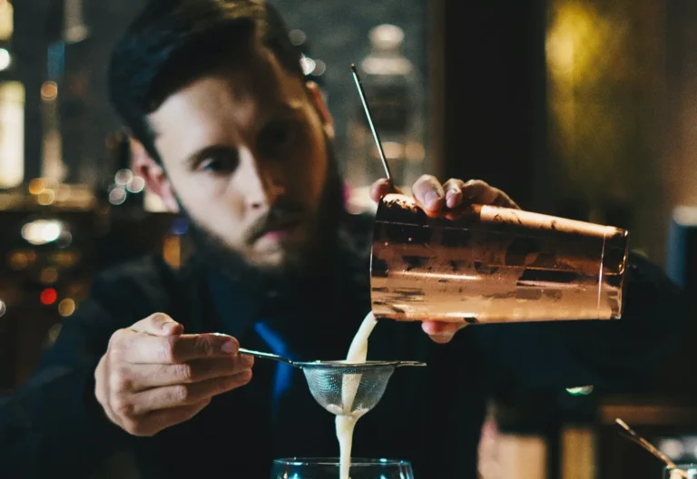 Boston ou Cobbler : quel shaker choisir pour débuter ?