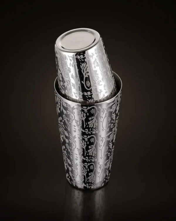 Engraved Boston shaker 500 + 800 ml, three-quarter view