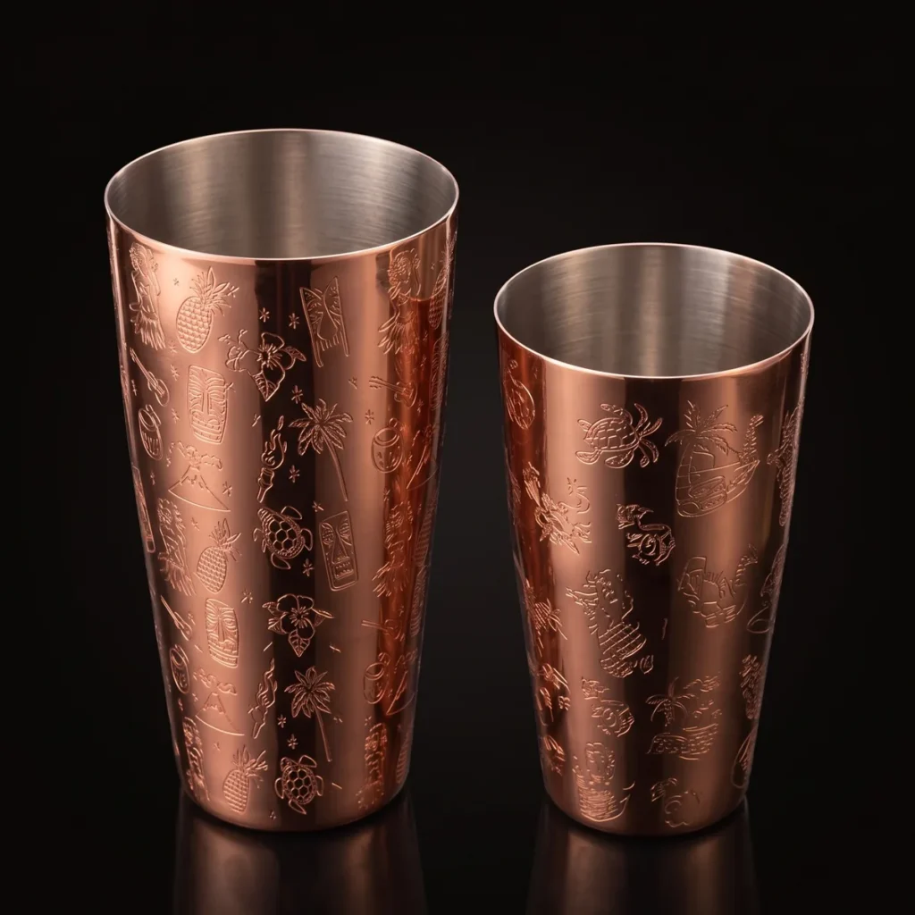 Copper engraved Boston shaker 650 + 850 ml, three-quarter view