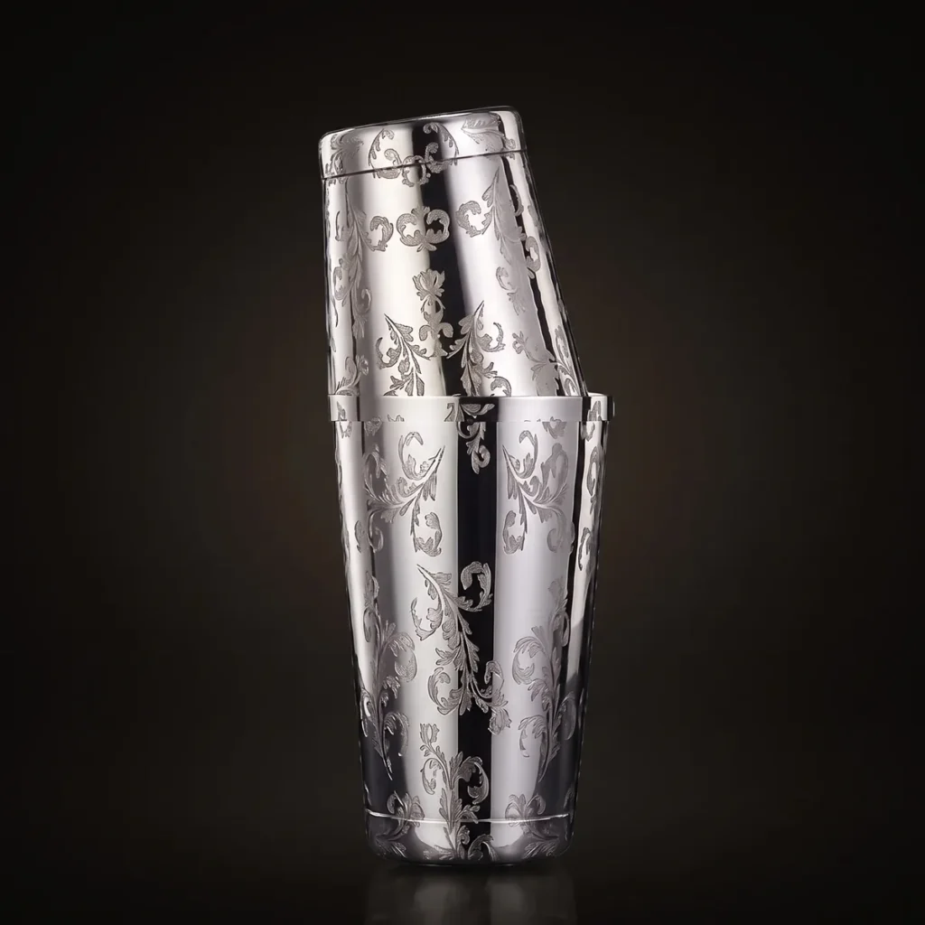 Engraved Boston shaker, Lavender pattern, front view