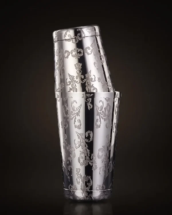 Engraved Boston shaker, Lavender pattern, front view