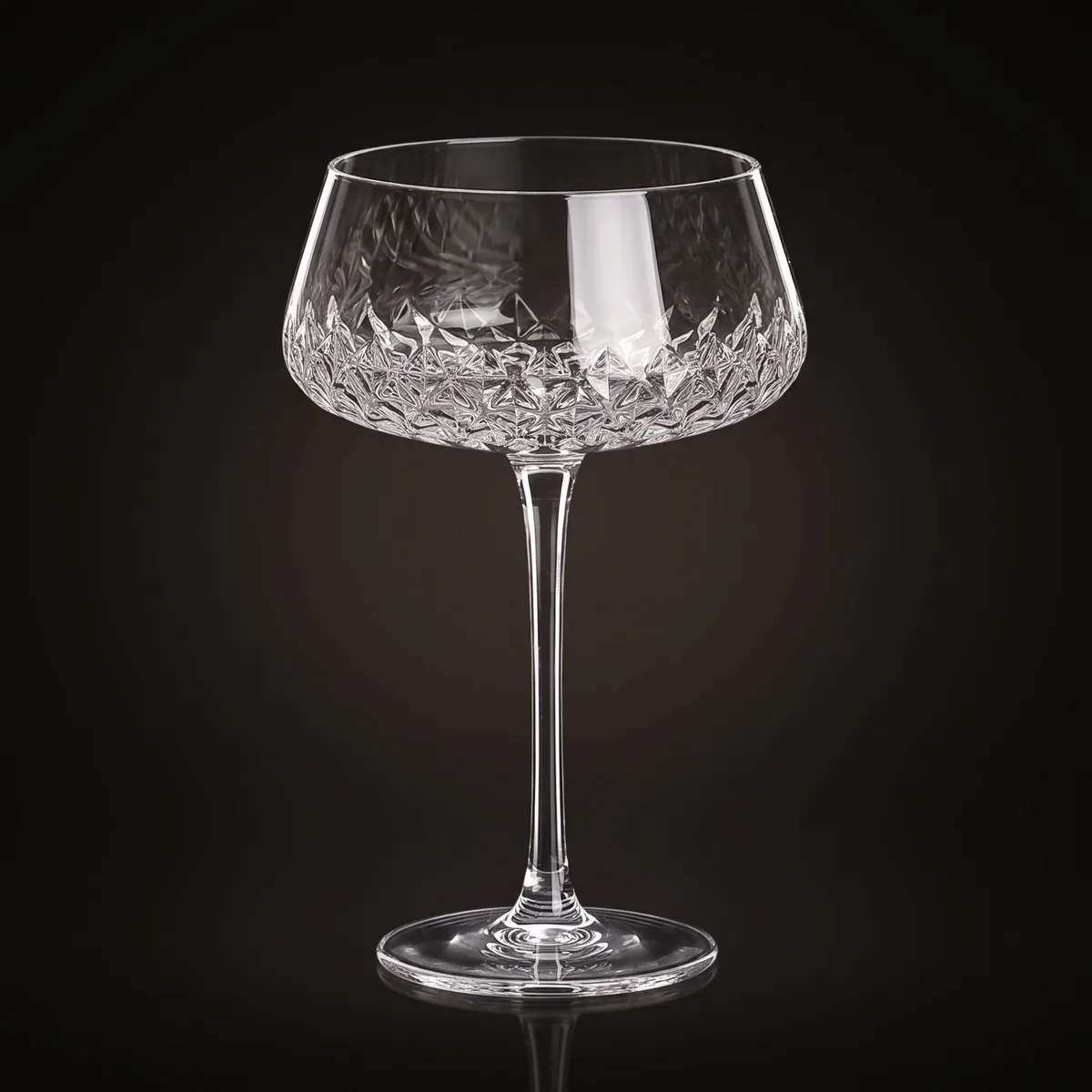 Engraved cocktail coupe 300 ml, front view