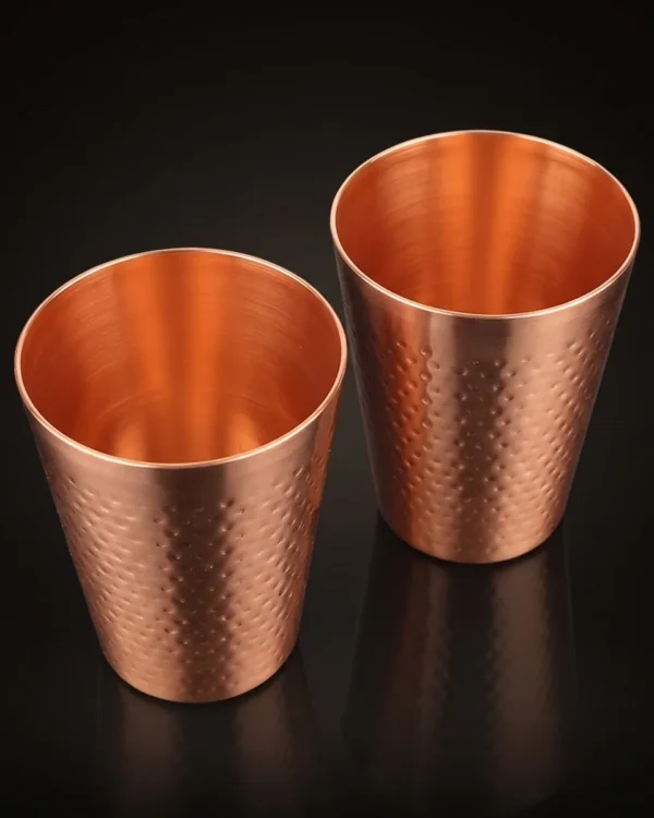 Hammered copper-colour tumblers 430 ml, set of 2, three-quarter view