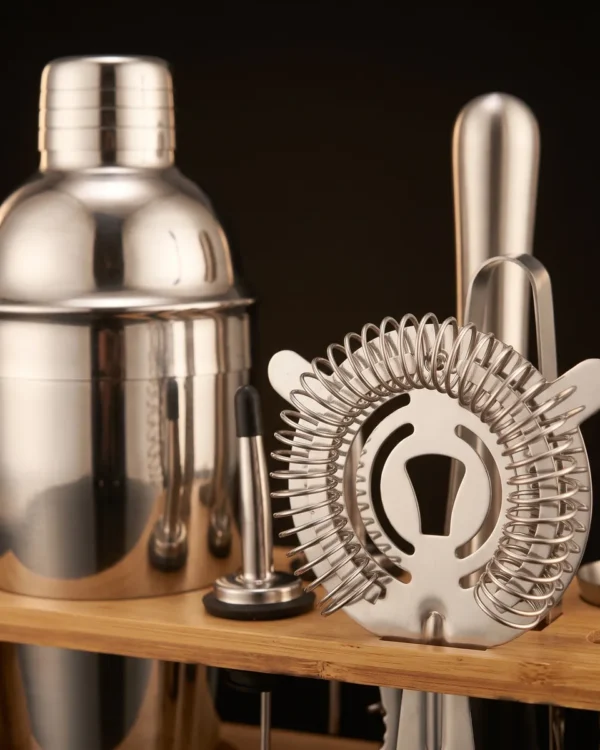 Cocktail kit 10 pieces, hexagonal stand, 550 ml, three-quarter view