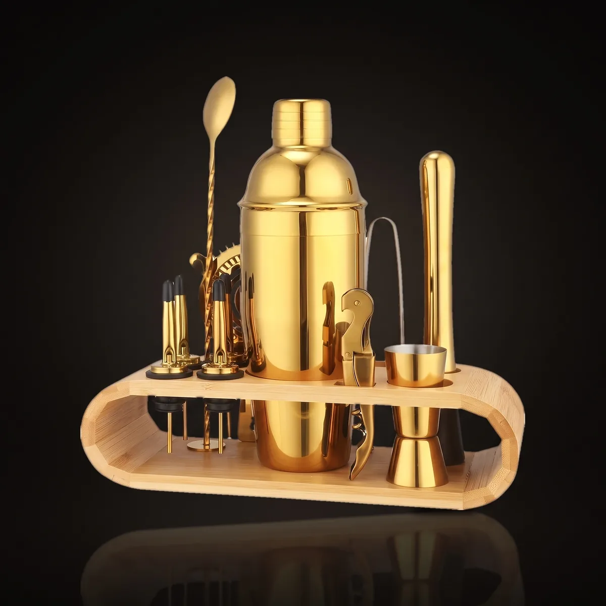 Cocktail kit 12 pieces, gold, 750 ml shaker, front view