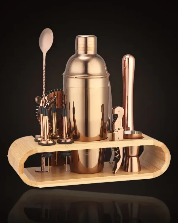 Cocktail kit 12 pieces, rose gold, 750 ml shaker, front view