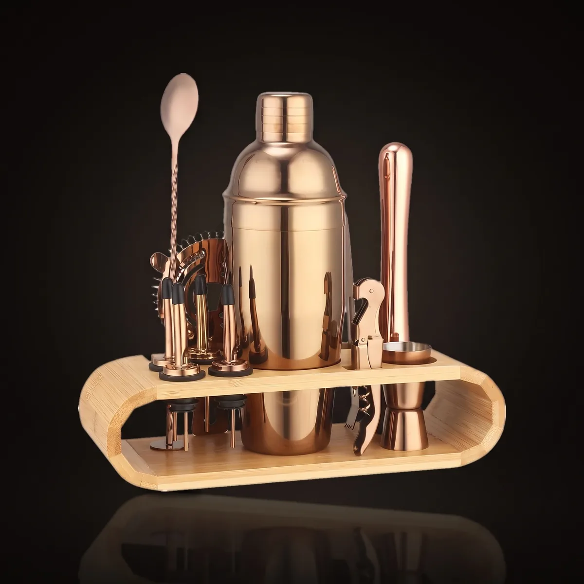 Cocktail kit 12 pieces, rose gold, 750 ml shaker, front view