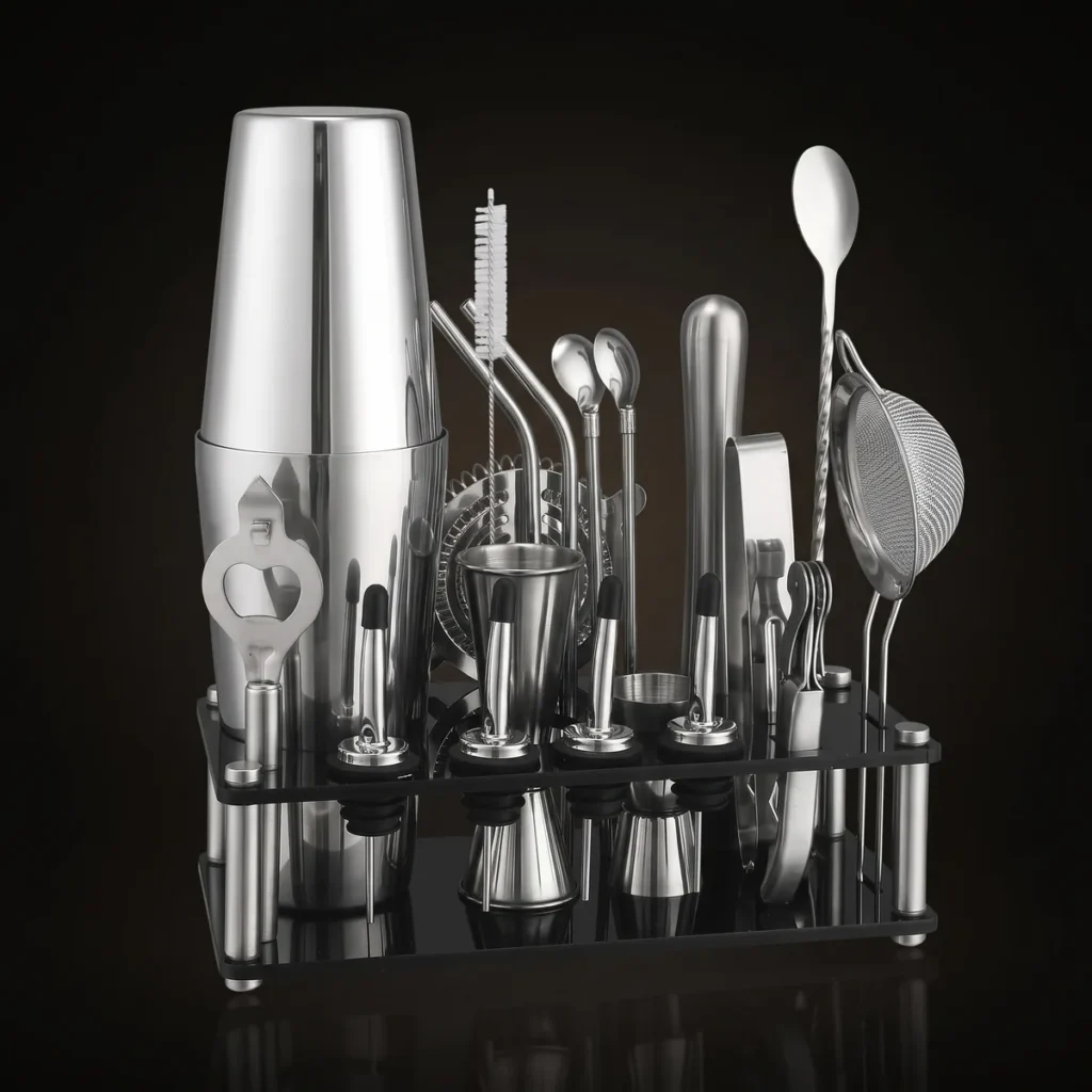 Cocktail kit 20 pieces, acrylic stand, Boston, three-quarter view