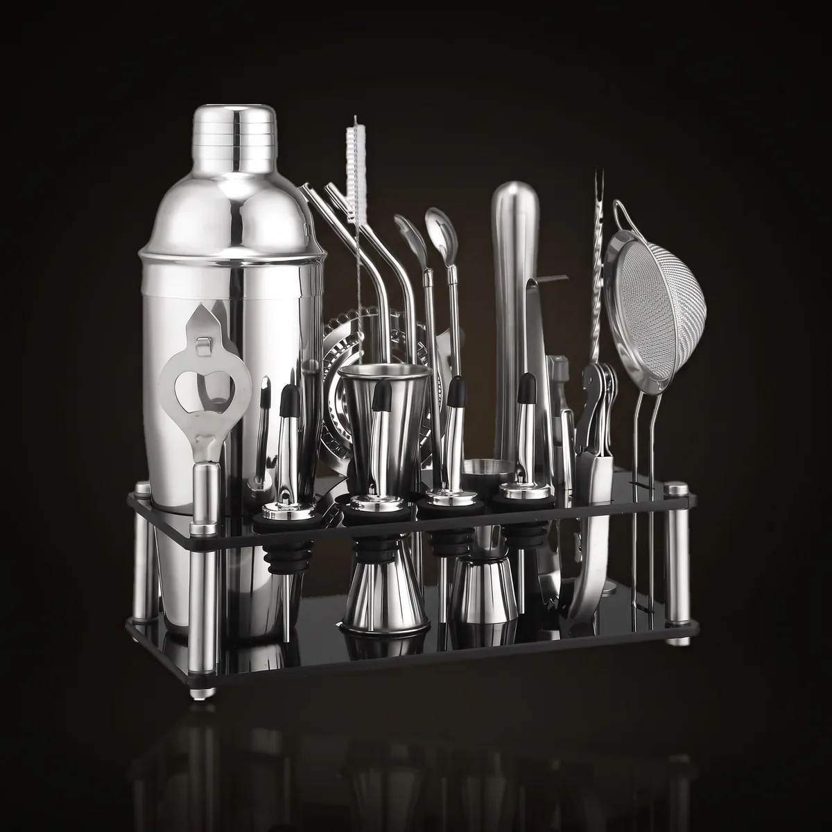 Cocktail kit 20 pieces, acrylic stand, 750 ml shaker, front view