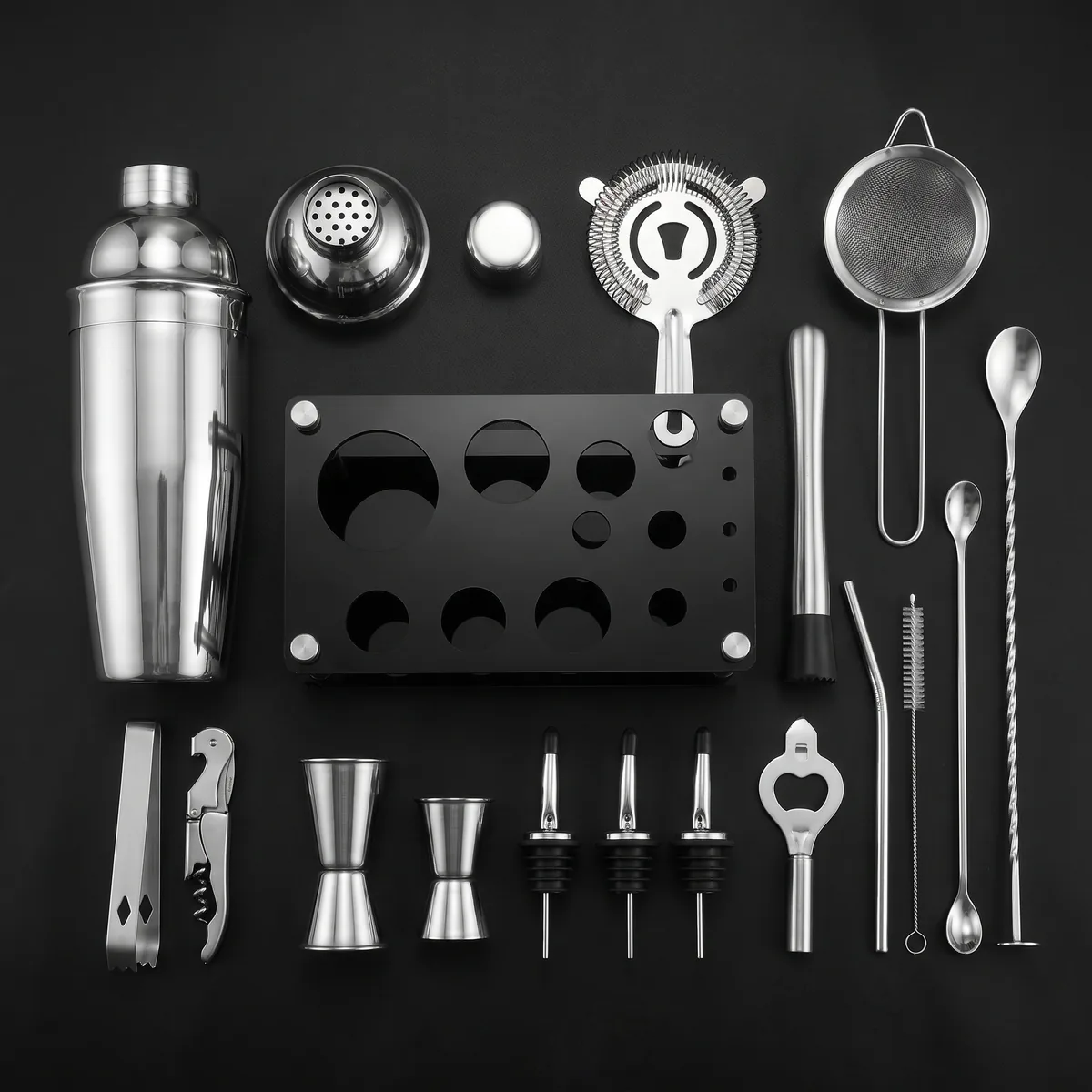 Cocktail kit 20 pieces, acrylic stand, 750 ml shaker, top view