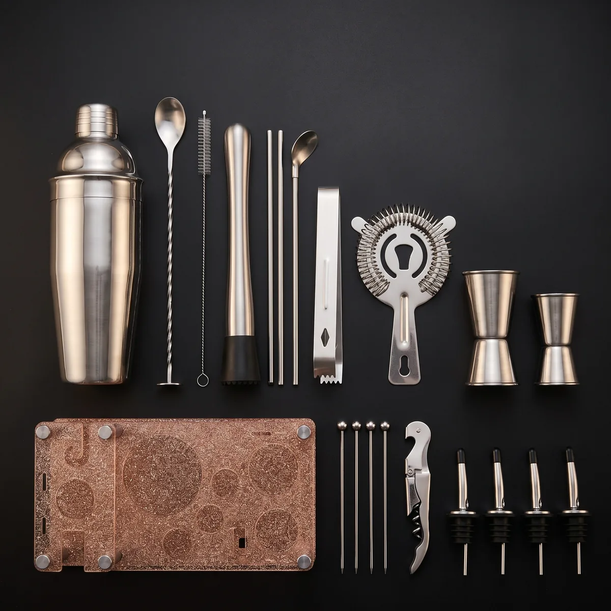Cocktail kit 22 pieces, display stand, 750 ml, top view