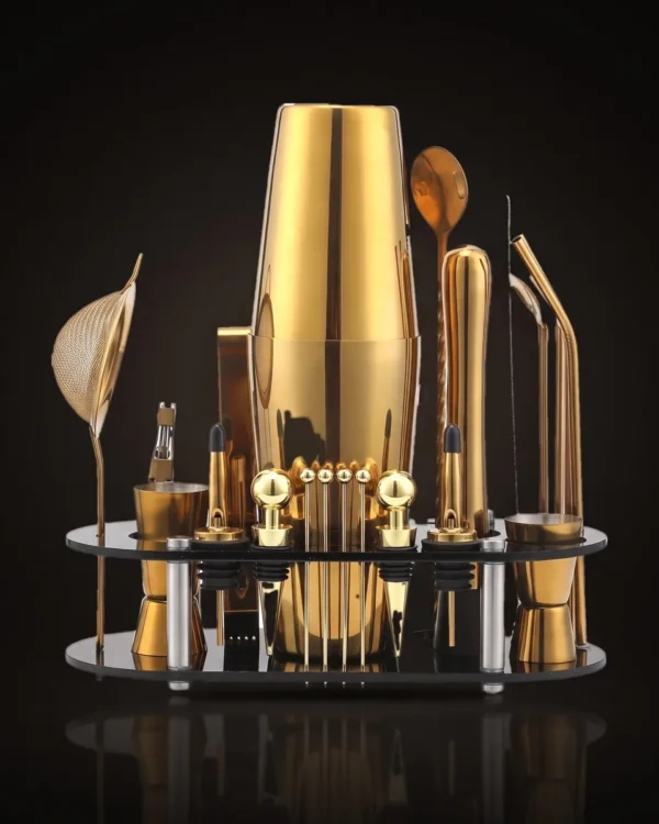 Cocktail kit 23 pieces, gold, Boston, front view