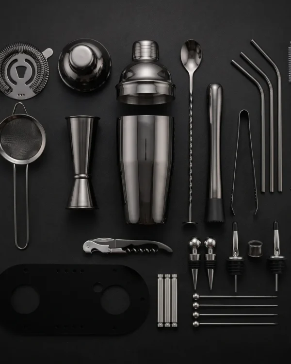 Cocktail kit 23 pieces, black, 750 ml shaker, top view