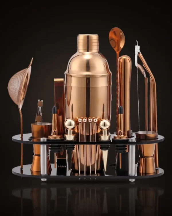 Cocktail kit 23 pieces, rose gold, 750 ml shaker, front view