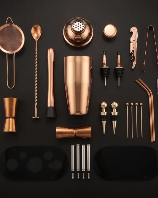 Cocktail kit 23 pieces, rose gold, 750 ml shaker, top view
