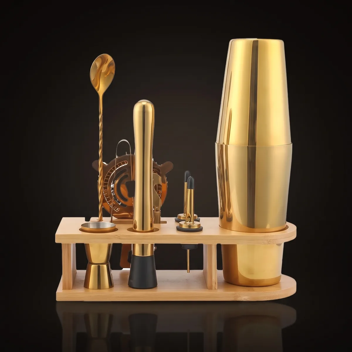 Gold cocktail kit 10 pieces, Boston, front view