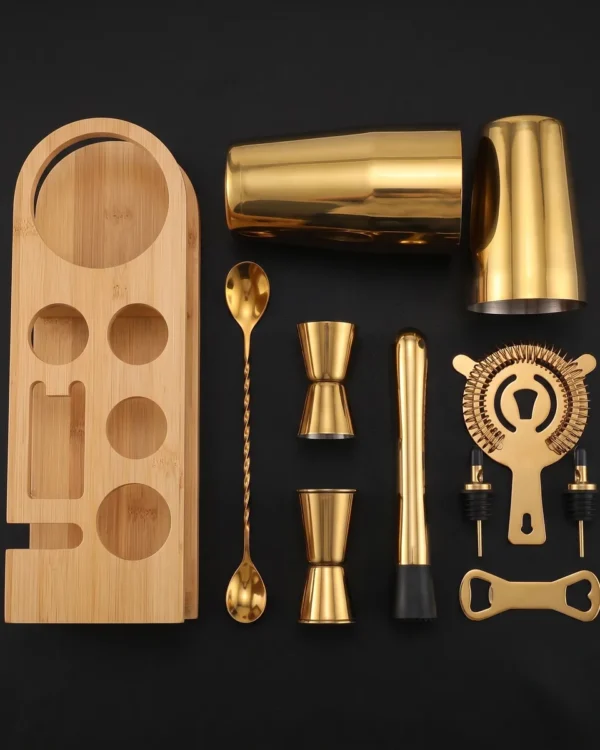 Gold cocktail kit 10 pieces, Boston, top view