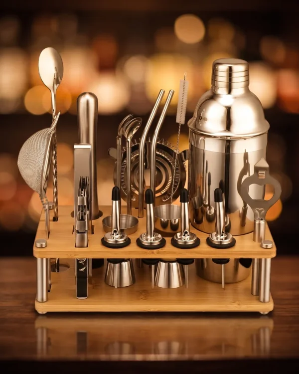 Cocktail kit with bamboo stand, 750 ml shaker, on a bar counter