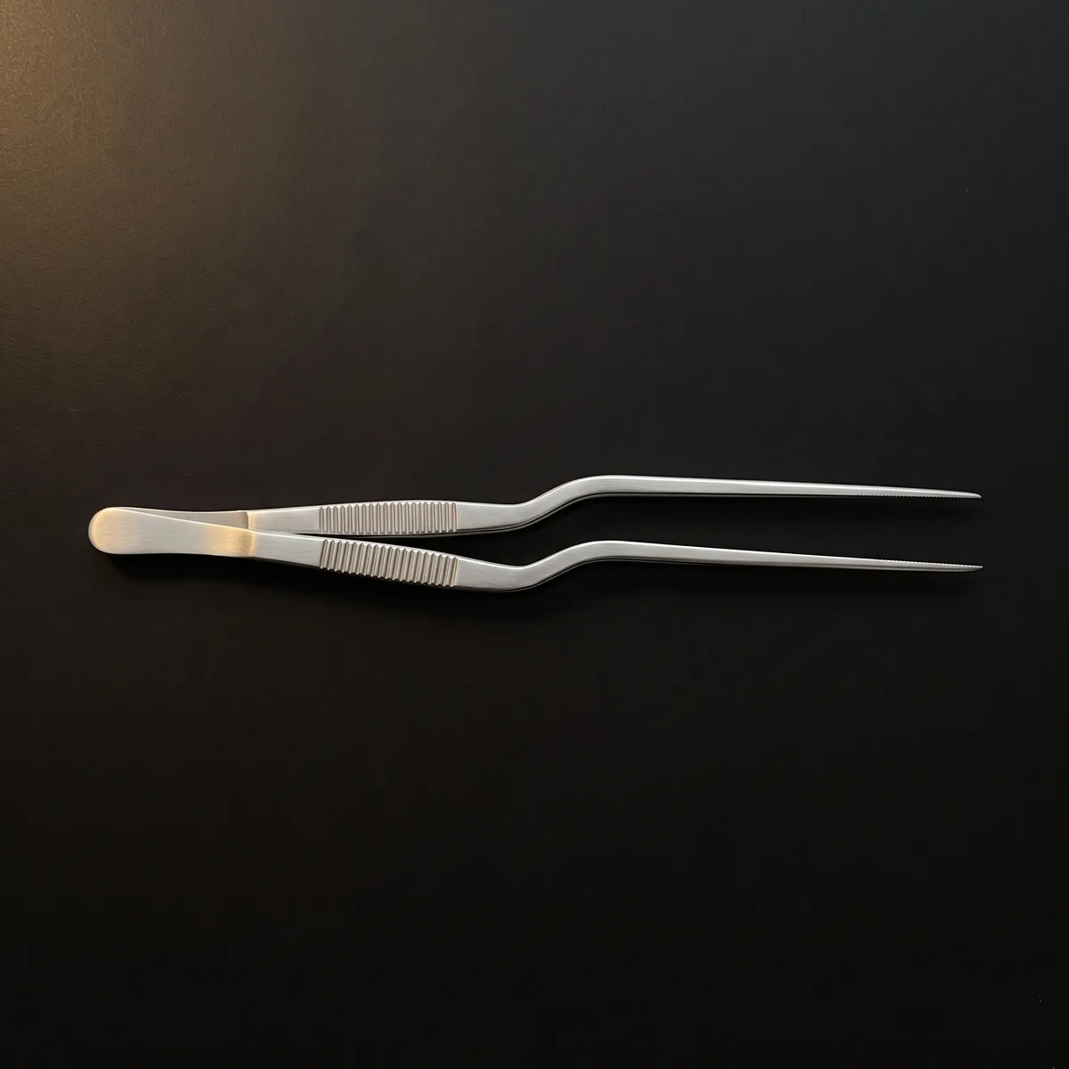Stainless steel garnish tongs 26 cm, top view