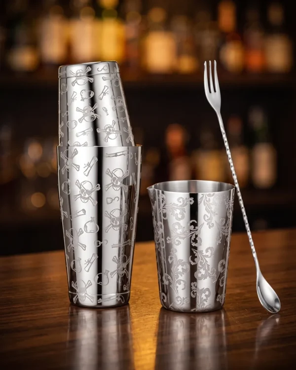 Engraved Boston set 3 pieces, mirror skull, on a bar counter