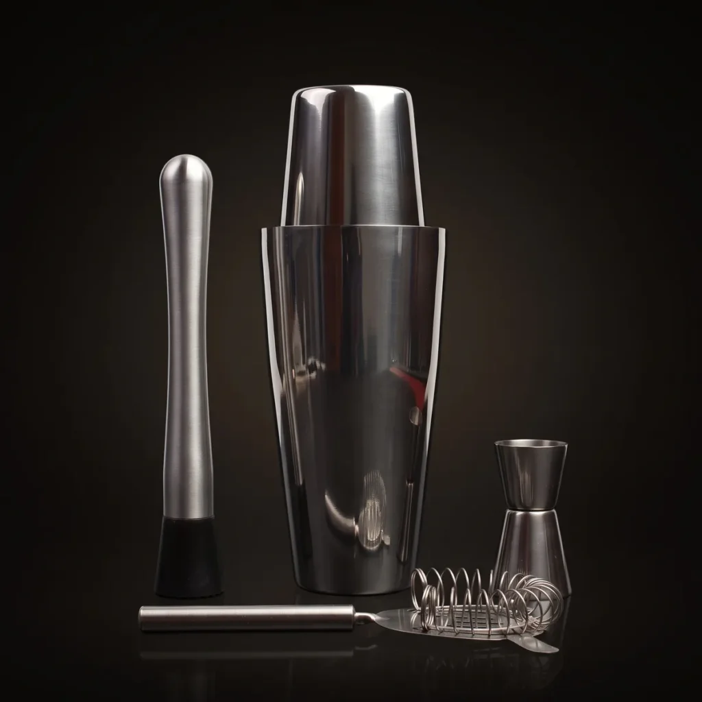 Boston shaker set, 4 pieces with muddler, front view