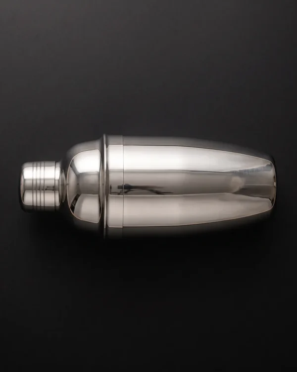 Stainless steel cobbler shaker 550 ml, top view