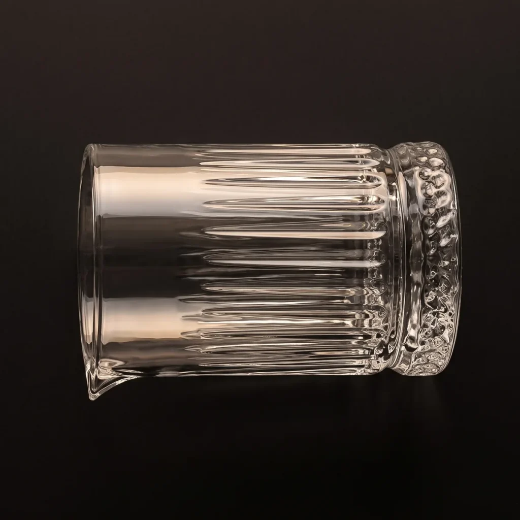 Mixing glass 700 ml, vertical ribs, top view