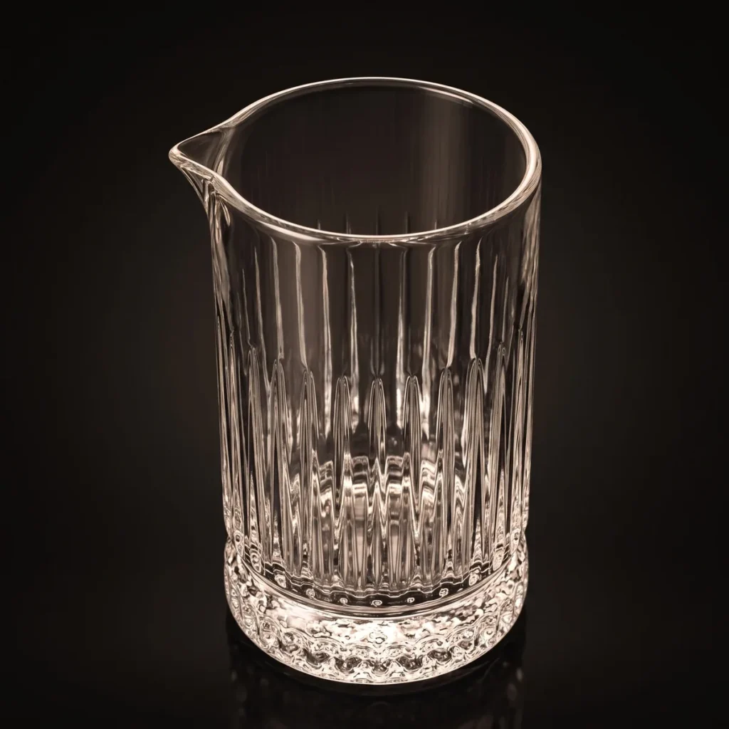 Mixing glass 700 ml, vertical ribs, three-quarter view