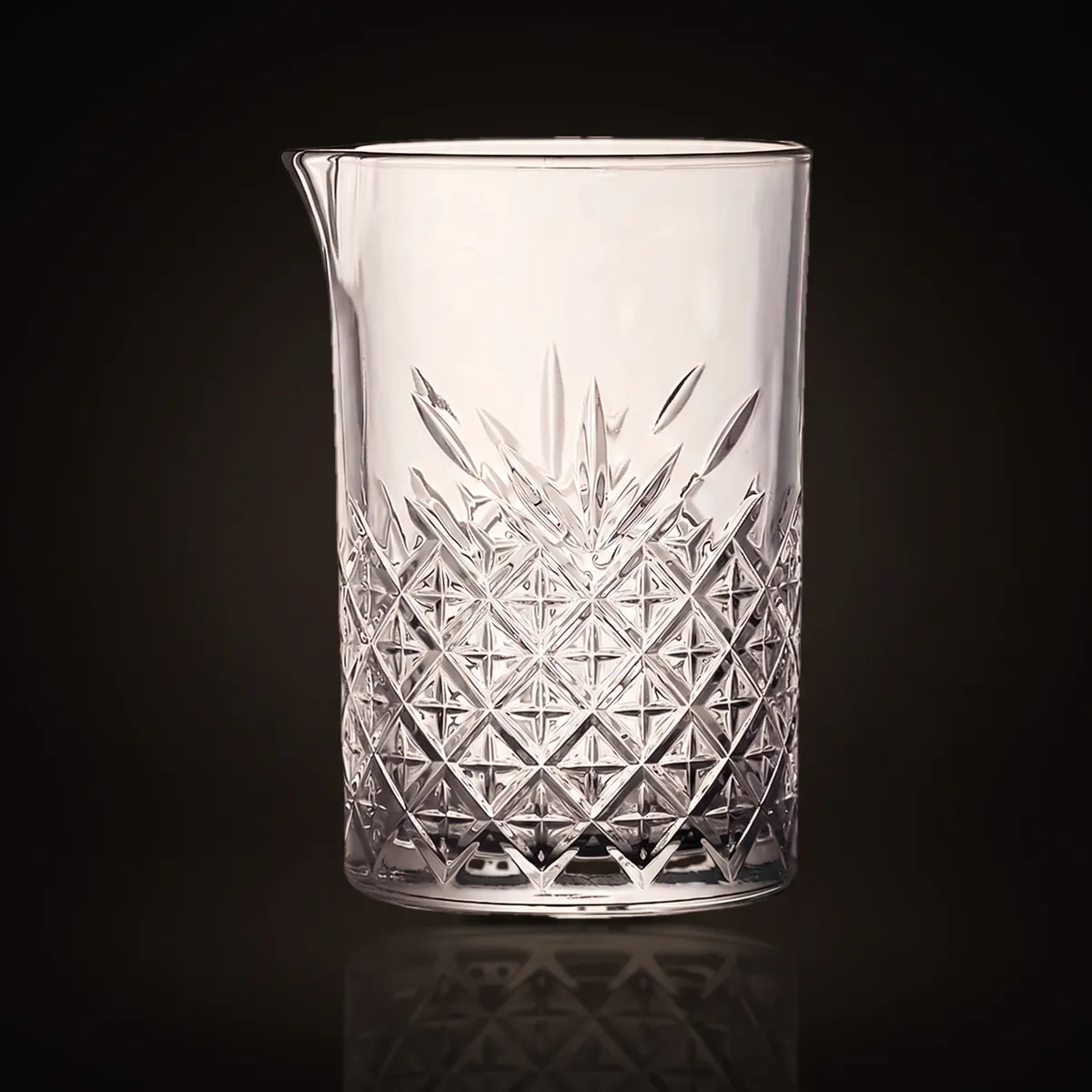 Mixing glass 700 ml, crystal cut, front view