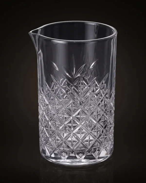 Mixing glass 700 ml, crystal cut, three-quarter view
